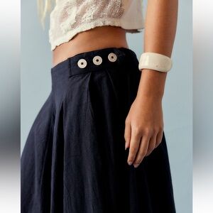 Free People Margaux Midi Circle Skirt in Black size Medium NWT